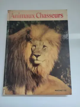 livre éditions Hachette