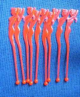 LOT 9 TOUILLETTES PLASTIQUE POUR BOISSONS