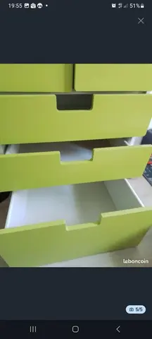 Donne armoire enfant