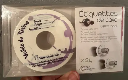 VIN - étiquettes de cave