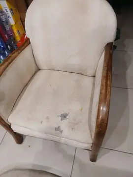 2 fauteuils club à restaurer