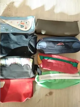 6 trousses scolaires