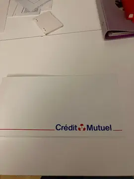 petit classeur blanc