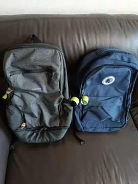 donne 2 sacs à dos ville en tbe