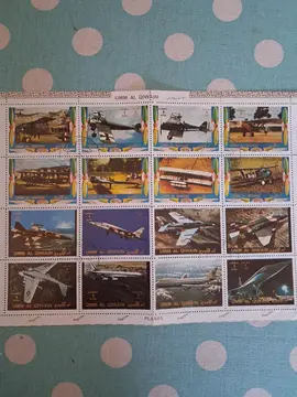 Timbres joli lot AVIONS QIWAIN