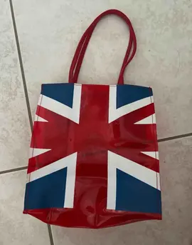 petit sac à main en plastique
