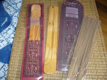 Encens et porte encens