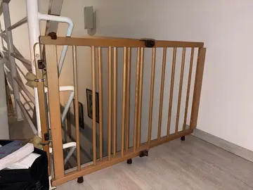 barrière escalier sécurité enfant