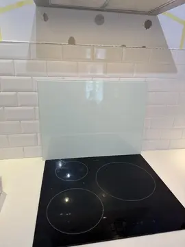 crédence en verre pour plaque