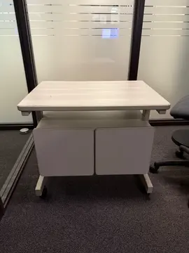 élément de bureau bas, avec desserte et bloc tiroir plus chaise