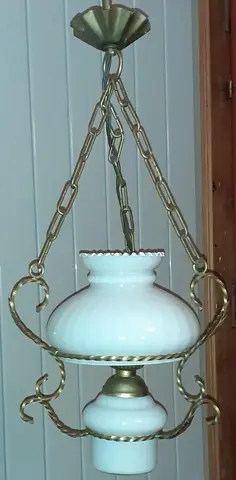 Petit lustre, suspension