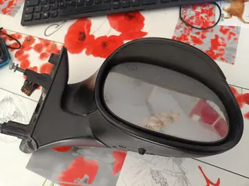 rétroviseur droit, côté passager picasso 2002