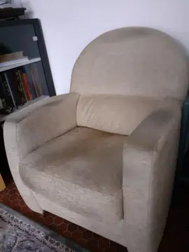 fauteuil beige foncé