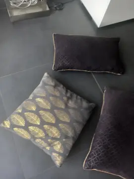 3 coussins
