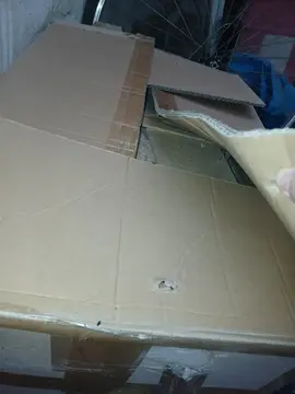 carton de bois coupé