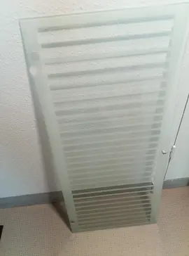 Porte meuble en verre