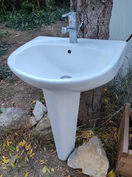 Lavabo céramique blanc, sur colonne amovible