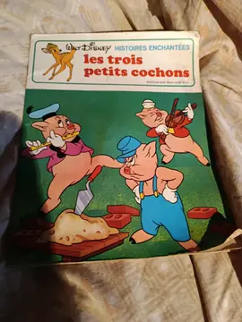 livre disney les 3 petits cochons