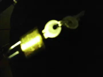 PETIT CADENAS - 3 clés