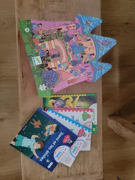 Puzzle et livres pour enfants