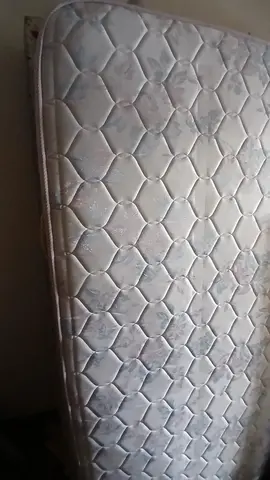 matelas 140x190 ( 2 personnes)