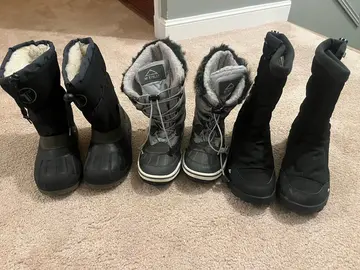 3 paires d’après-skis