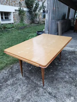 Table en bois