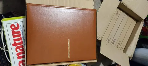 lot encyclopédie en couleur