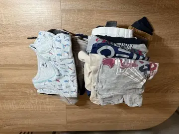 Vêtements pour enfant de 2 ans