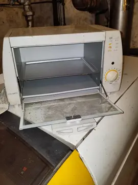 minifour électrique 220v et mini mutltirobot cuisine multifonction à grosses piles