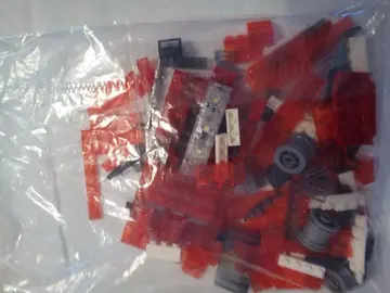 pièces "faux légo"