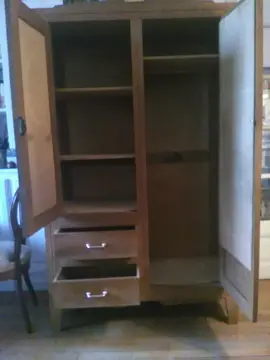 armoire en boisz