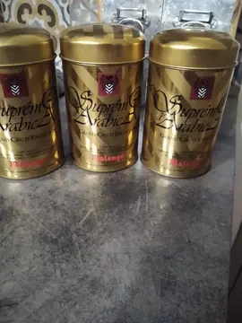 3 boîtes métalliques vides de café