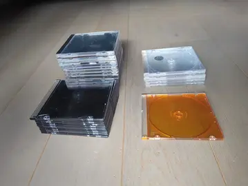 Boîtiers CD vides
