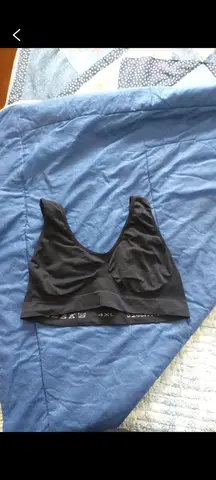 brassière noire 4 xl
