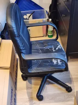 Fauteuil de bureau roulant