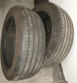 2 jeux de 2 pneus