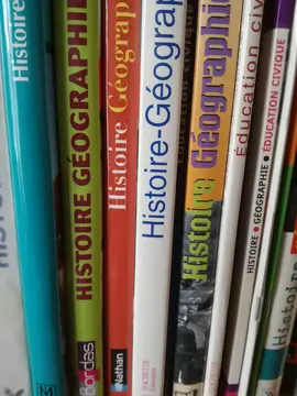 livres du maître en HG EC niveau collège