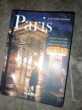 Livre Paris
