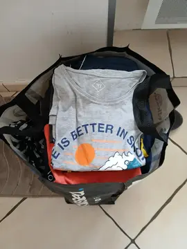 lot de vêtements homme T44