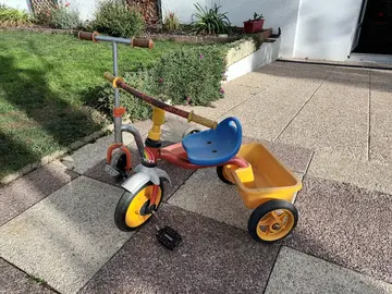 Tricycle + trotinette 3 roues