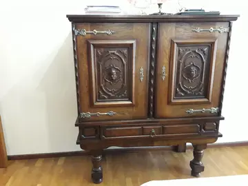 buffet en bois massif