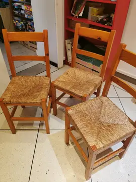 Don de chaise en bois/paille