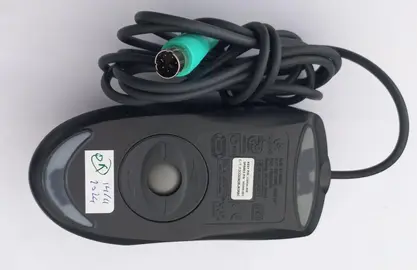 Antique souris à boule, connecteur mini-din (PS/2)