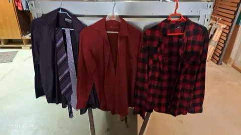 3 chemises taille 41/42