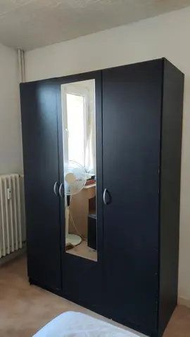 grande armoire. Urgent déménagement cette semaine