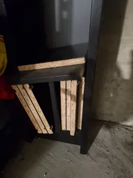 Etagère verticale range disques