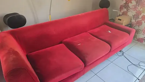 canapé rouge habitat