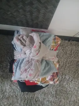 Tailles : de 40 et 42