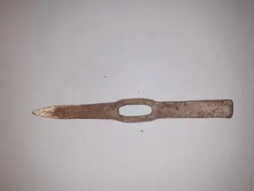 Outil ancien , pic de carrier